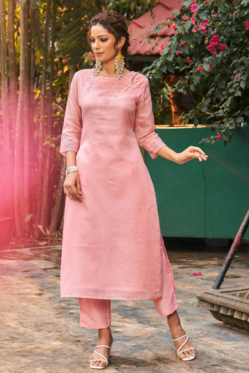 Kota Doria Embroidered Straight Woman Peach Kurta